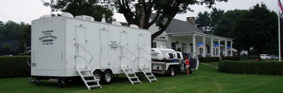 luxury restroom trailer