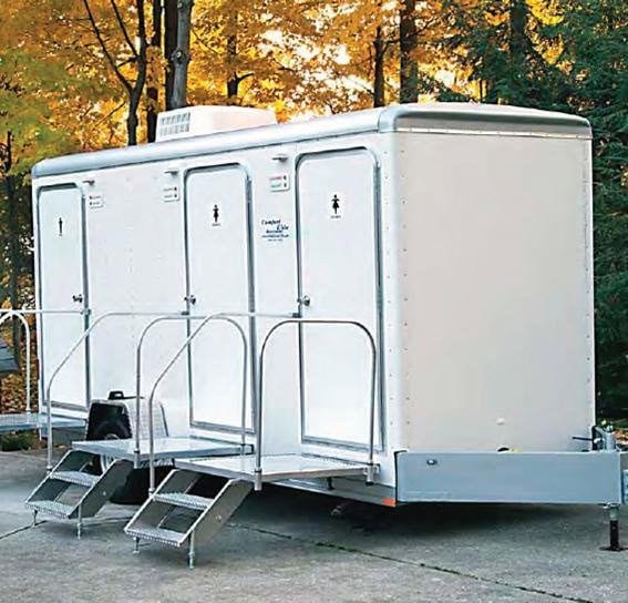 3 stall restroom trailer